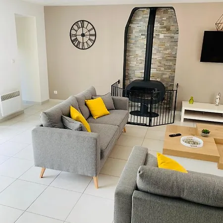 Le Gite De La Mongatelais Ferienhaus *